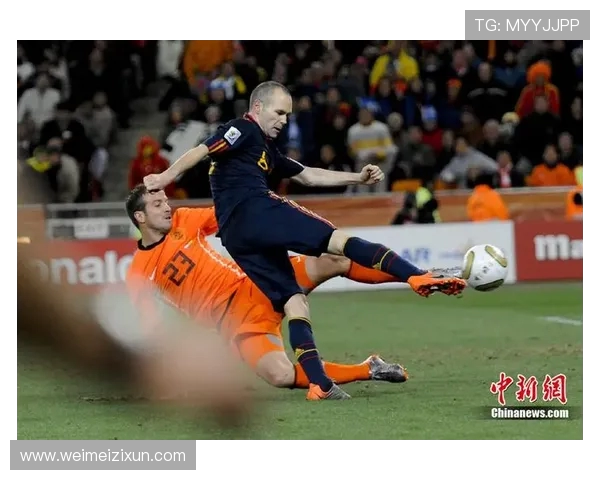 巴西世界杯B组小组赛精彩回顾：荷兰智勇双全击败西班牙 夺取小组头名